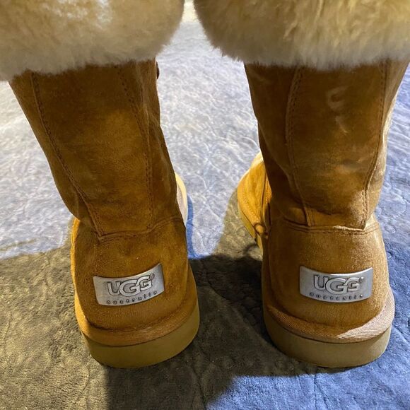 UGG Australia Montclair Boots 1892 Chestnut Suede Sheepskin Lace Up Size 7 - Picture 6 of 9